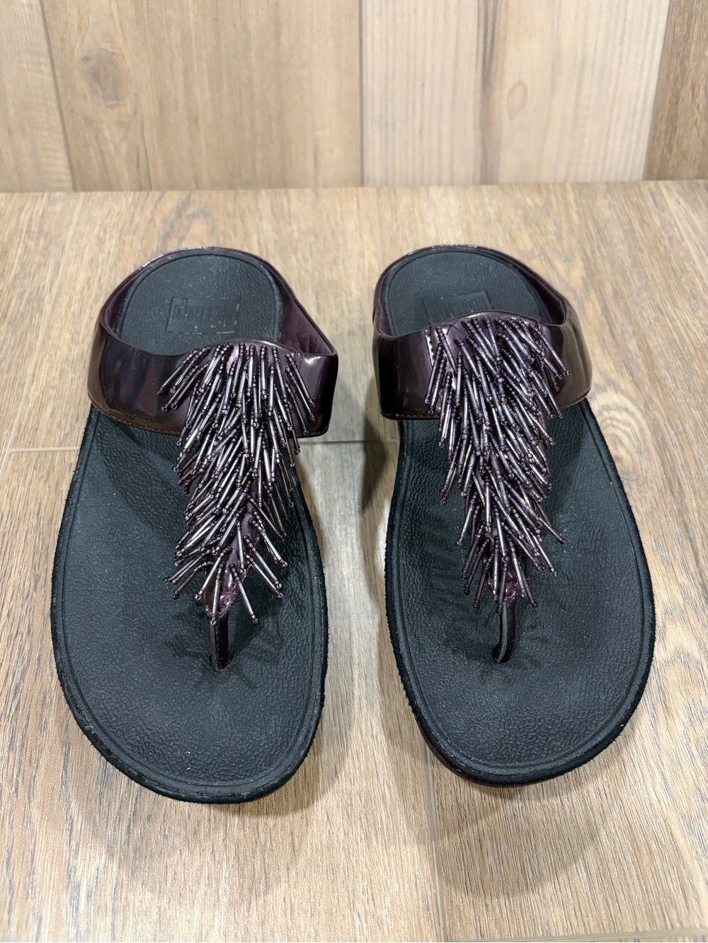 Fitflop Cha Cha Metallic Purple Beaded Thong Sandals Comfort Arch Support size 6